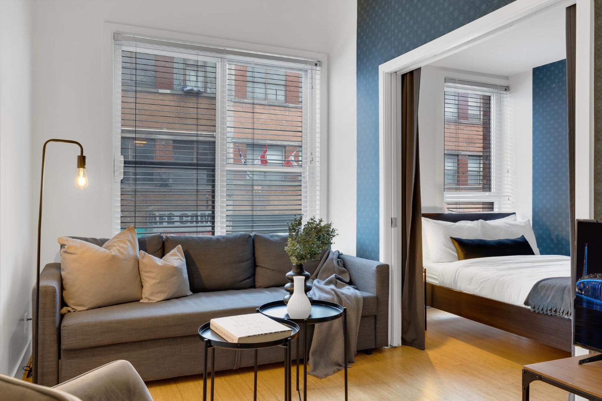 Liv Mtl Main Aparthotel Montreal Exterior photo